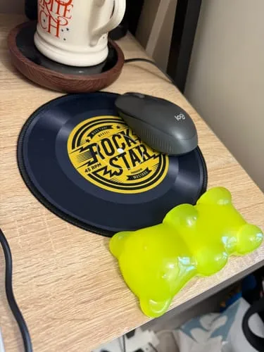 Mustard Rock N Roll musmatta rund med gummibaksida