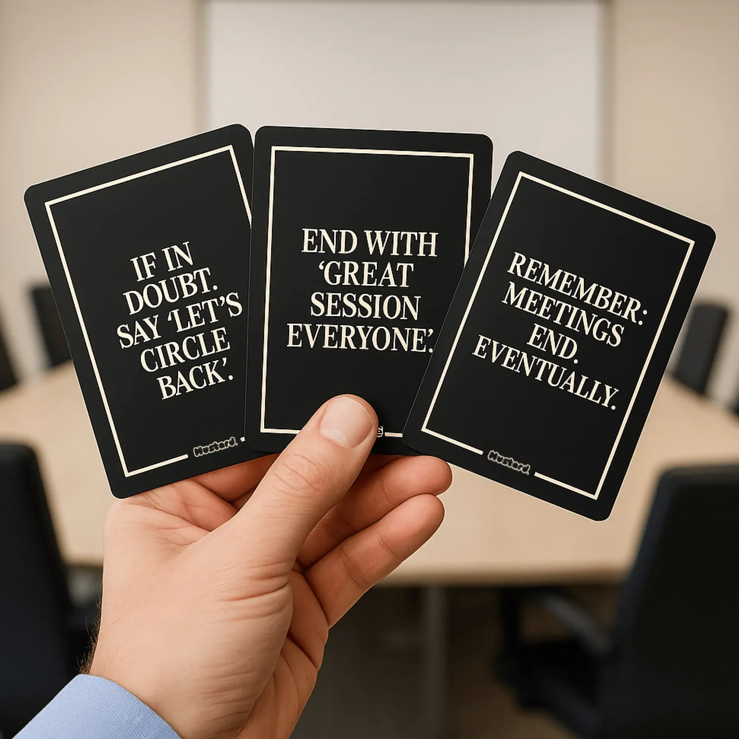 Mustard How To Survive Meetings kortlek 52 kort humor