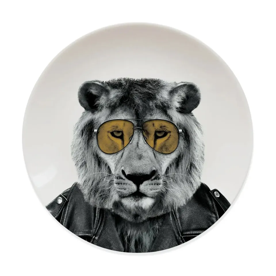 Mustard Larry Lion tallrik lejon
